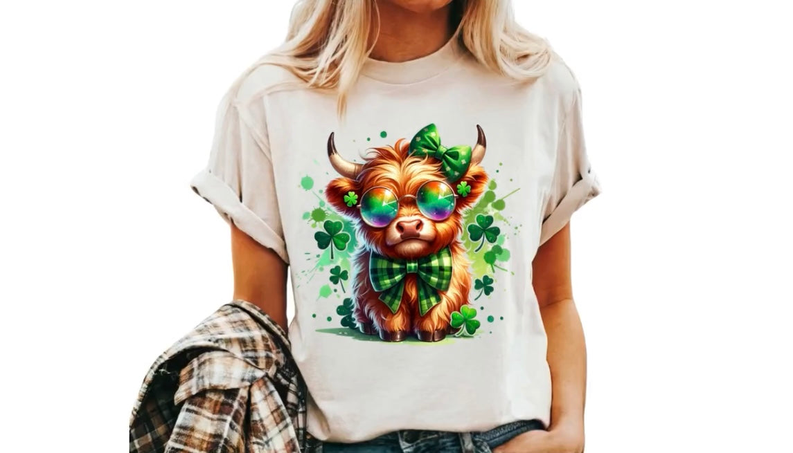 St Patrick's Day Highland Cow Tshirt